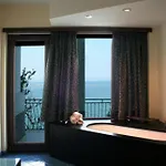 Hotel La Lucertola Vietri