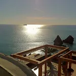 La Lucertola 4*