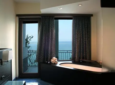 Hotel La Lucertola Vietri