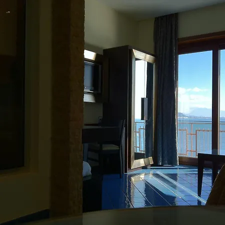 Hotel La Lucertola Vietri