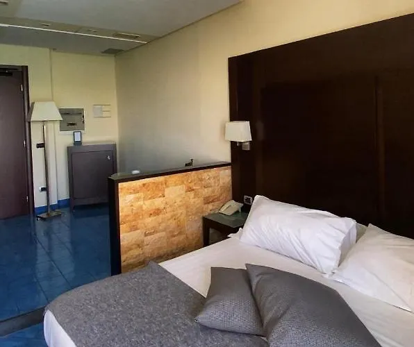 La Lucertola 4*