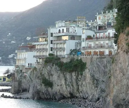Hotel La Lucertola Vietri sul Mare