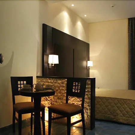Hotel La Lucertola 4*