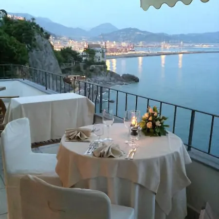 Hotel La Lucertola Vietri sul Mare
